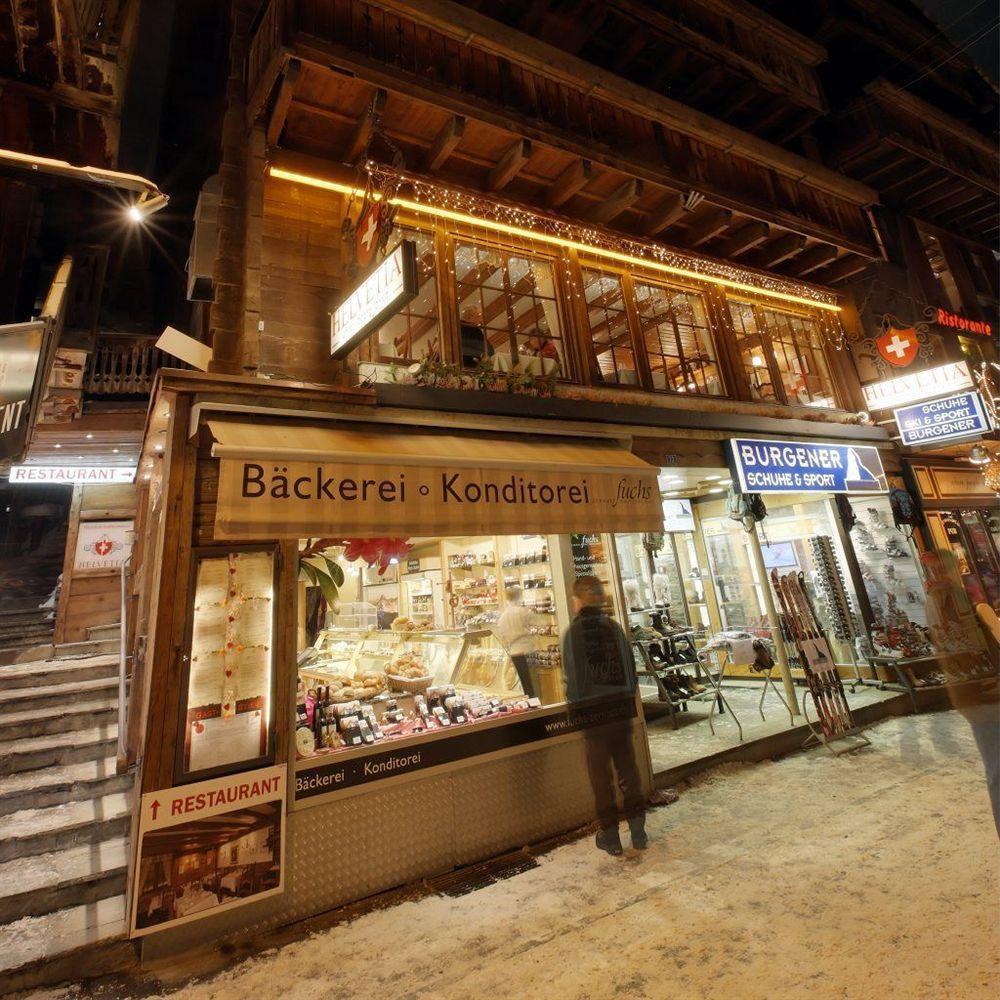 Petit Helvetia Budget Hotel Zermatt Exteriör bild